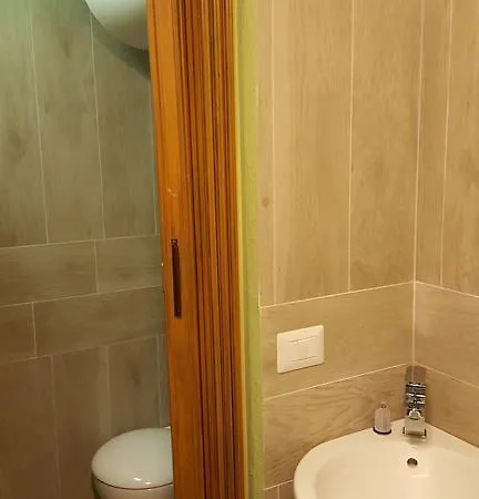 Loft Near The Metro Line Apartment Milan